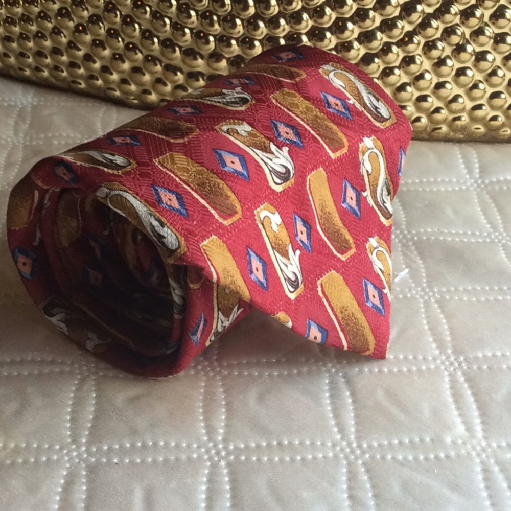 👔 Men’s Tie